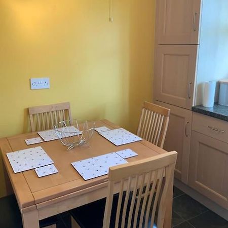 Home From Home, 3 Bedroom House In Hawick Buitenkant foto