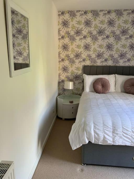 Home From Home, 3 Bedroom House In Hawick Buitenkant foto